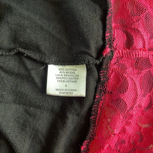 Josie by Natori - Black and Pink Essential Chamise - S - Picture 4 of 5